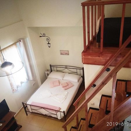 Deili Studio Loft Kalamata Extérieur photo