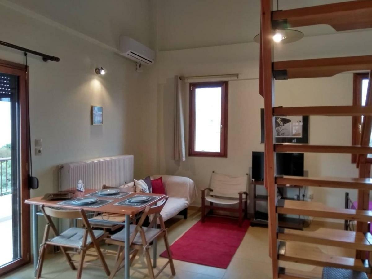 Deili Studio Loft Kalamata Extérieur photo